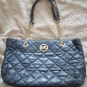 Michael Kors soft leather shoulder bag